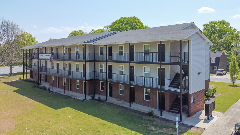 More Photos Of 301 E 12th St, Greenville Apartments For Sale