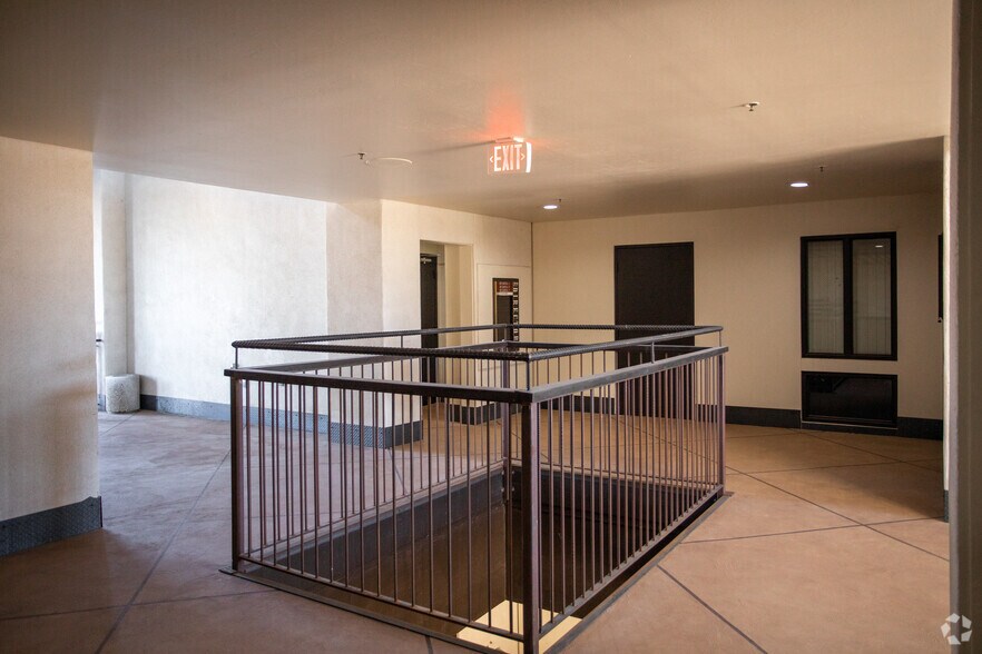 More Photos Of 6420 E Broadway Blvd, Tucson Medical For Sale