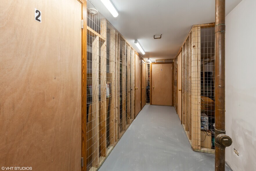 More Photos Of 1621 Ogden Ave, Lisle Office Residential For Sale