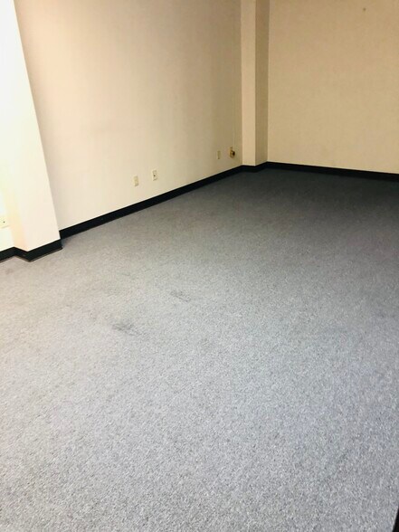 More Photos Of 1231 Perry Hill Rd, Montgomery Storefront Retail Office For Lease