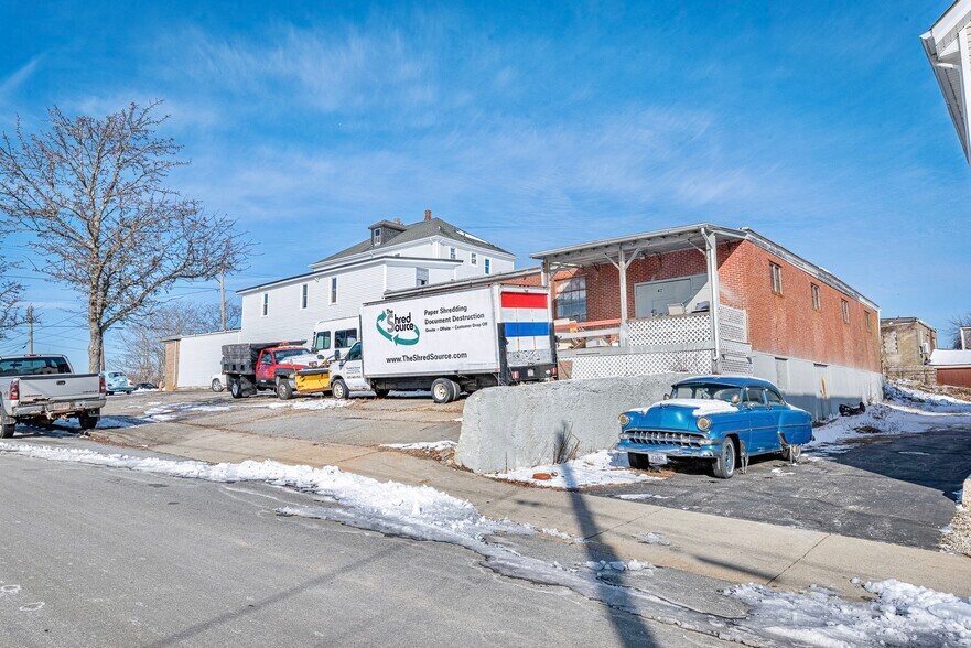 More Photos Of 42-46 Main Rd, Tiverton Storefront Retail Residential For Sale