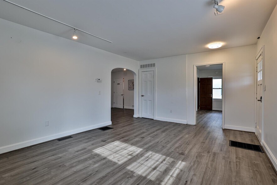 More Photos Of 7197 Paddison Rd, Cincinnati Daycare Center For Sale