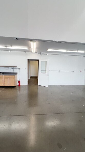 Primary Photo Of 285 Bel Marin Keys Blvd, Novato Light Manufacturing For Lease