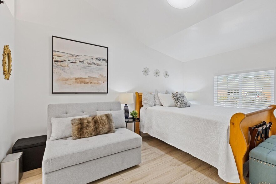 More Photos Of 1701 Rockrose Rd, West Sacramento Apartments For Sale