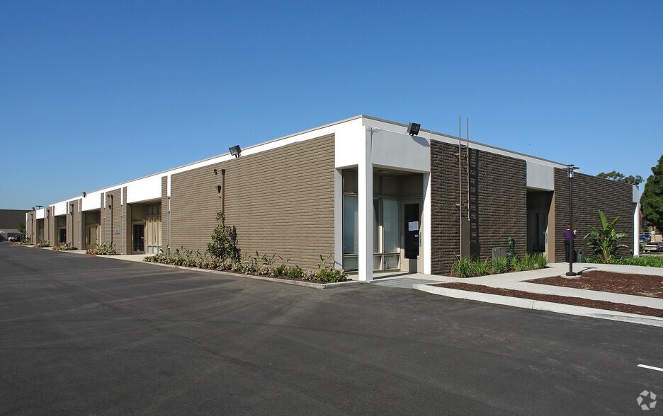 Primary Photo Of 4120 Birch St, Newport Beach Research And Development For Lease