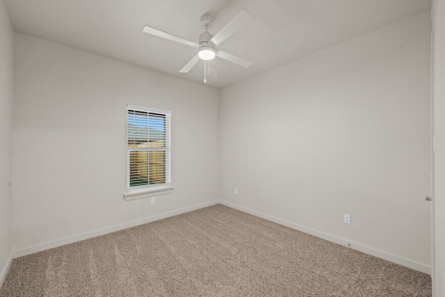 More Photos Of 7030-7036 41st st, Lubbock Apartments For Sale
