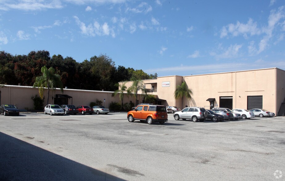 Primary Photo Of 30798 US Highway 19 N, Palm Harbor Warehouse For Lease