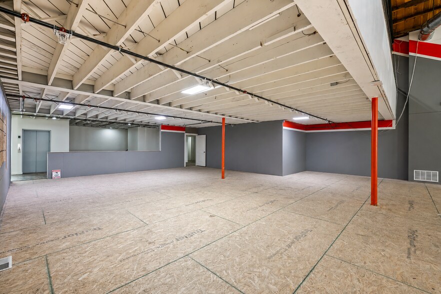 More Photos Of 7674 Main St, Midvale General Retail For Lease