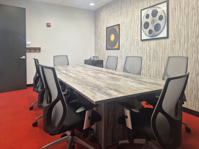 More Photos Of 9840-9860 Von Allmen Ct, Louisville Coworking Space