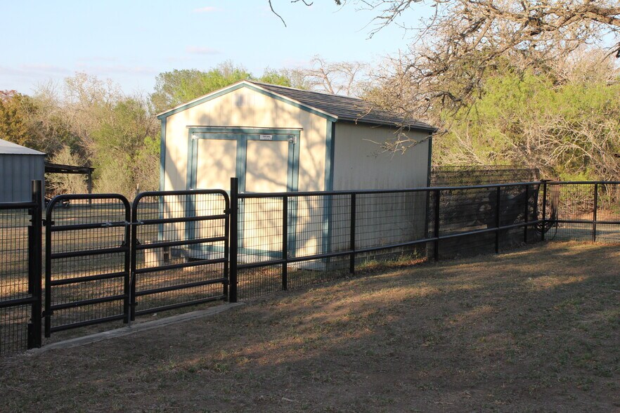 More Photos Of 986 Shiloh Rd, Bastrop Land For Sale