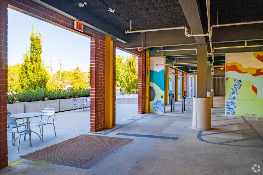 More Photos Of 165 Ottley Dr NE, Atlanta Office For Lease