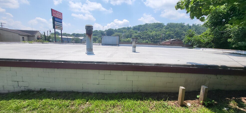 More Photos Of 582 Butler St, Pittsburgh Auto Repair For Sale