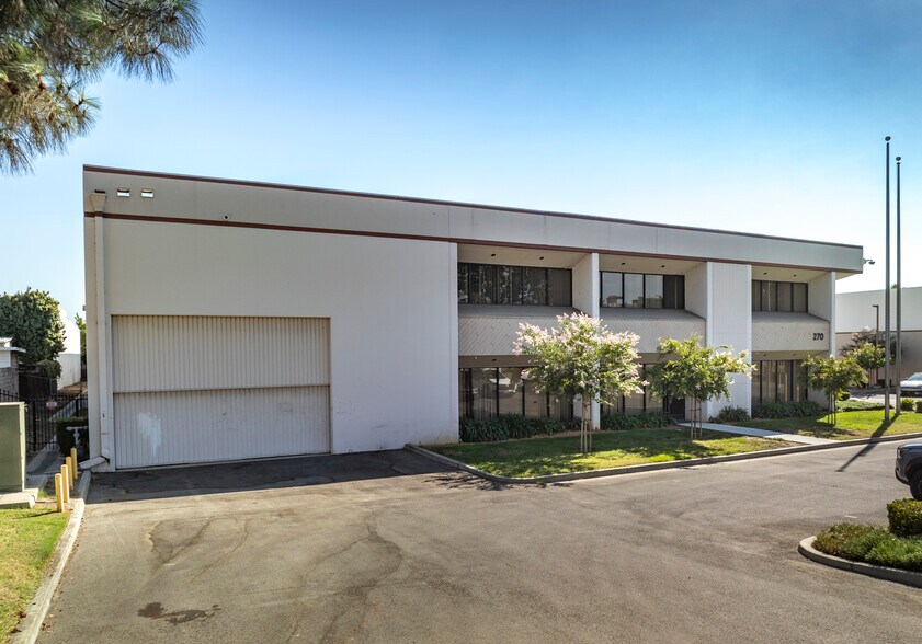 More Photos Of 270 E Bonita Ave, Pomona Warehouse For Lease