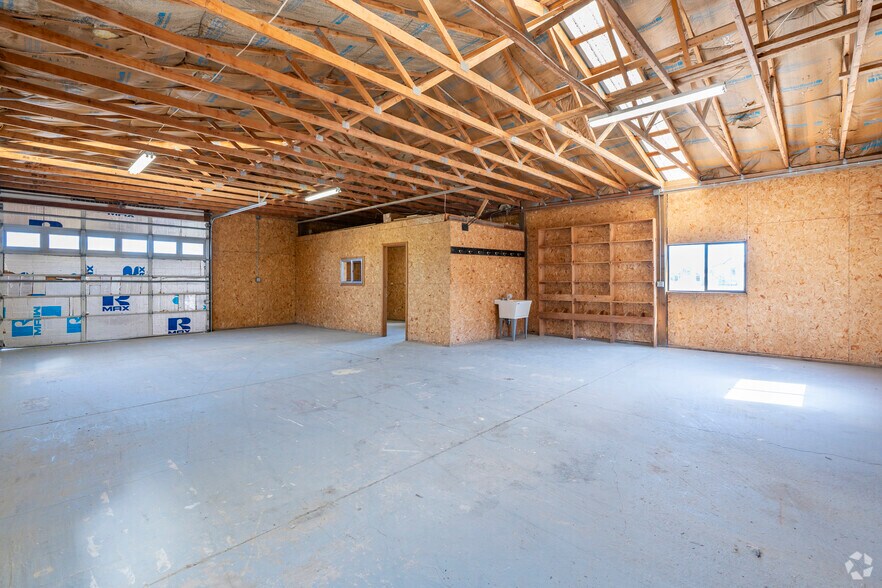 More Photos Of 600 Industrial Way, Lovelock Warehouse For Sale