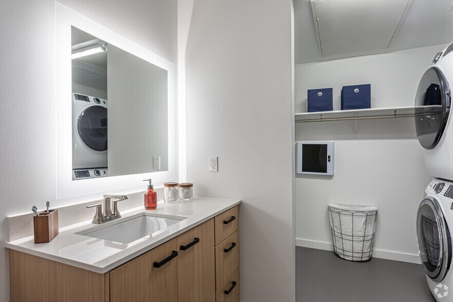 More Photos Of 337 SE 3rd St, Bentonville Apartments For Lease