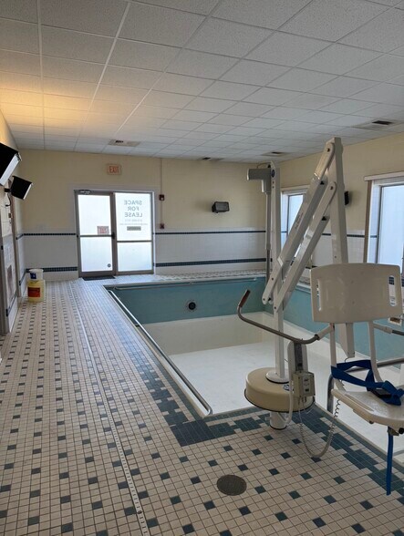 More Photos Of 177 Meadowbrook Ln, Duncansville Rehabilitation Center For Lease