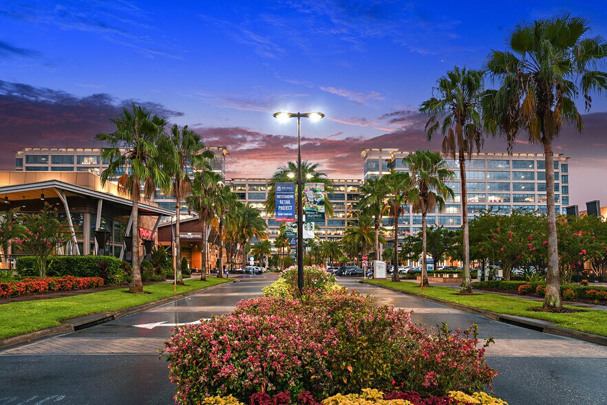 More Photos Of 4010 W Boy Scout Blvd, Tampa Unknown For Lease