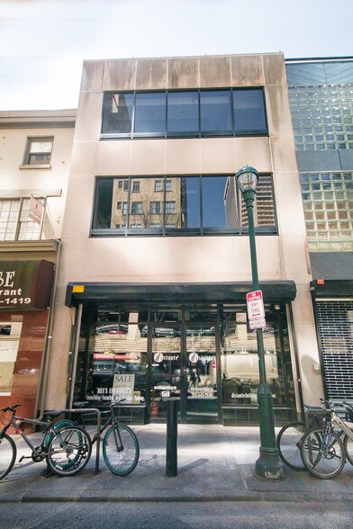 More Photos Of 1510-1512 Sansom St, Philadelphia Storefront Retail Office For Lease