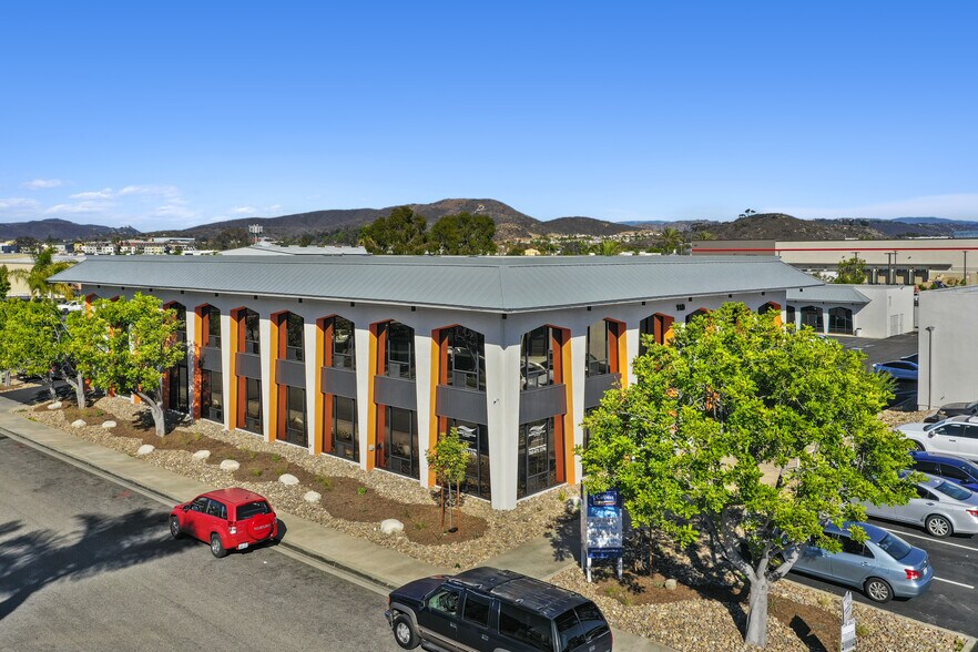 More Photos Of 910 W San Marcos Blvd, San Marcos Unknown For Lease