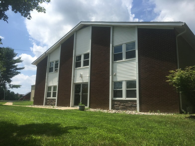 More Photos Of 1613 Reed Rd, Pennington Industrial For Lease