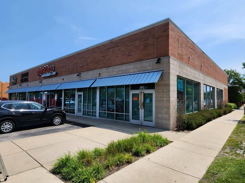 More Photos Of 5961 N Lincoln Ave, Chicago Restaurant For Lease