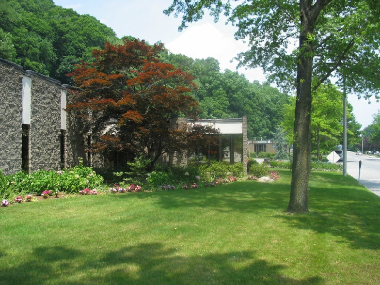 More Photos Of 120 Kisco Ave, Mount Kisco Light Manufacturing For Lease