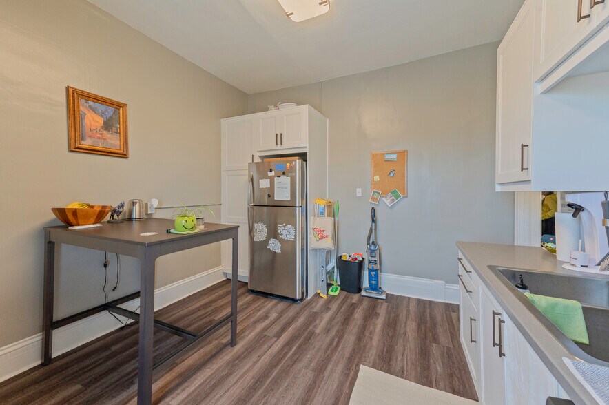 More Photos Of 504 Breckenridge St, Helena Apartments For Sale