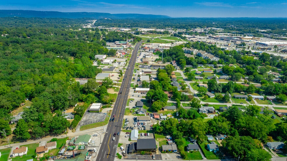 More Photos Of 4608 Hixson Pike, Hixson Office For Lease