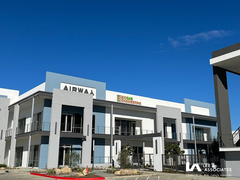 More Photos Of 3816 Stineman Ct, Long Beach Unknown For Lease