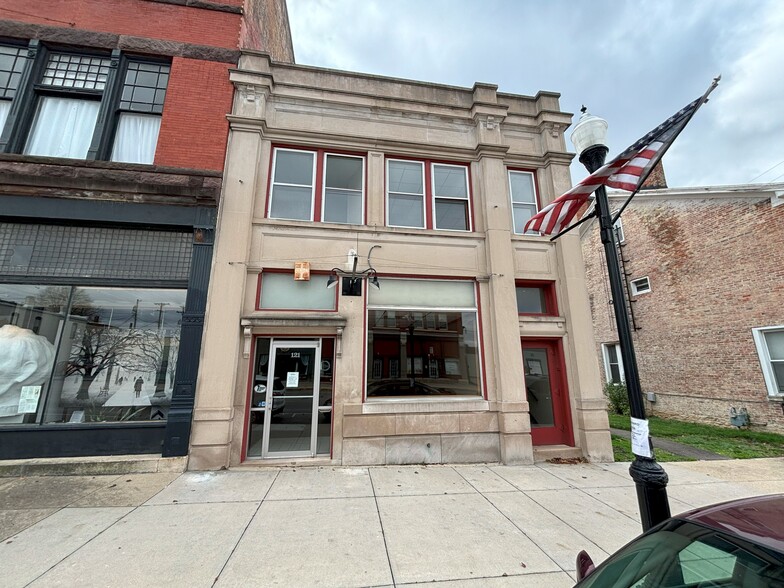 Primary Photo Of 121 Miami St, Urbana Storefront Retail Office For Lease