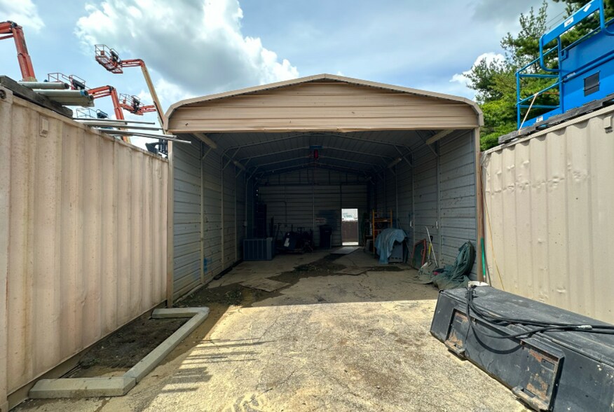 More Photos Of 125 Citycentre Dr, Cincinnati Industrial For Sale