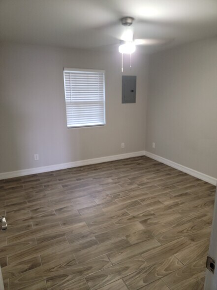 More Photos Of 8205 N La Homa Rd, Mission Apartments For Sale
