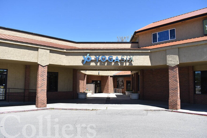 More Photos Of 2100-2174 S Broadway Ave, Boise Storefront For Lease