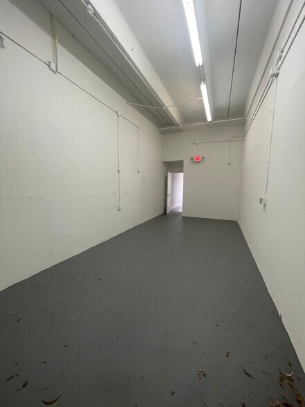 More Photos Of 1926-1948 NW 54th Ave, Margate Warehouse For Lease