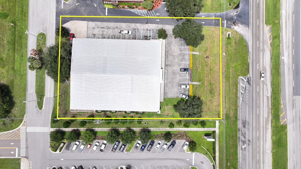 More Photos Of 594 US Highway 27, Lake Placid Freestanding For Lease