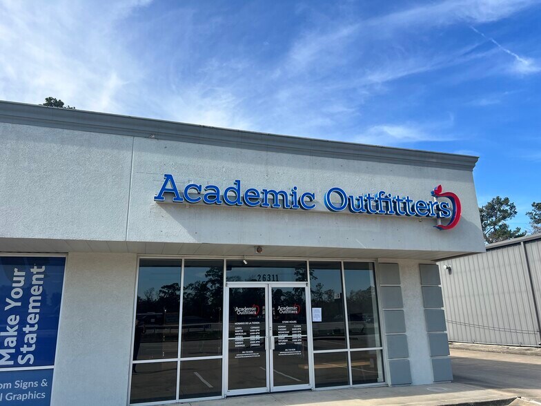 More Photos Of 26311 Interstate 45, The Woodlands Storefront For Lease