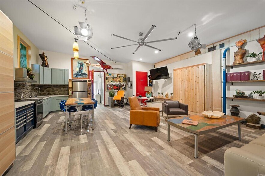 More Photos Of 5527 El Cajon Blvd, San Diego Storefront For Sale