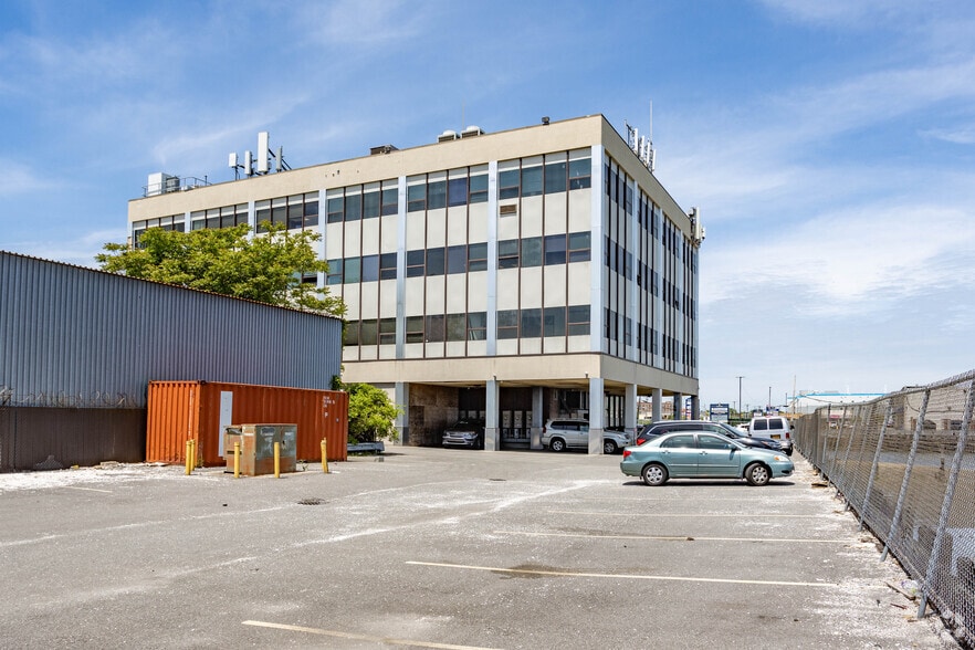 More Photos Of 700 Rockaway Tpke, Lawrence Office For Lease