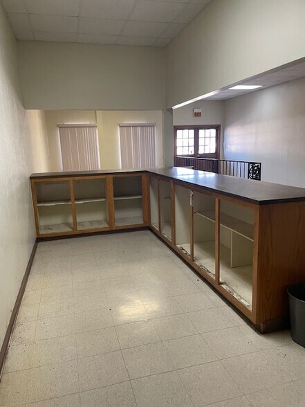 More Photos Of 1506 Corporate Dr, Shreveport Manufacturing For Lease