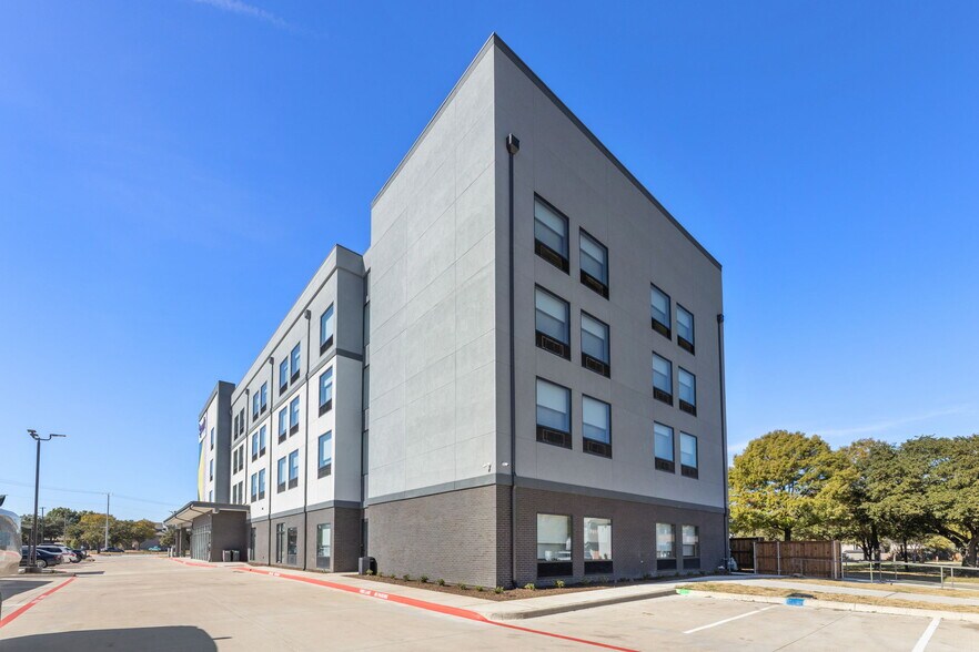 More Photos Of 5356 Roan Rd, Garland Hotel For Sale