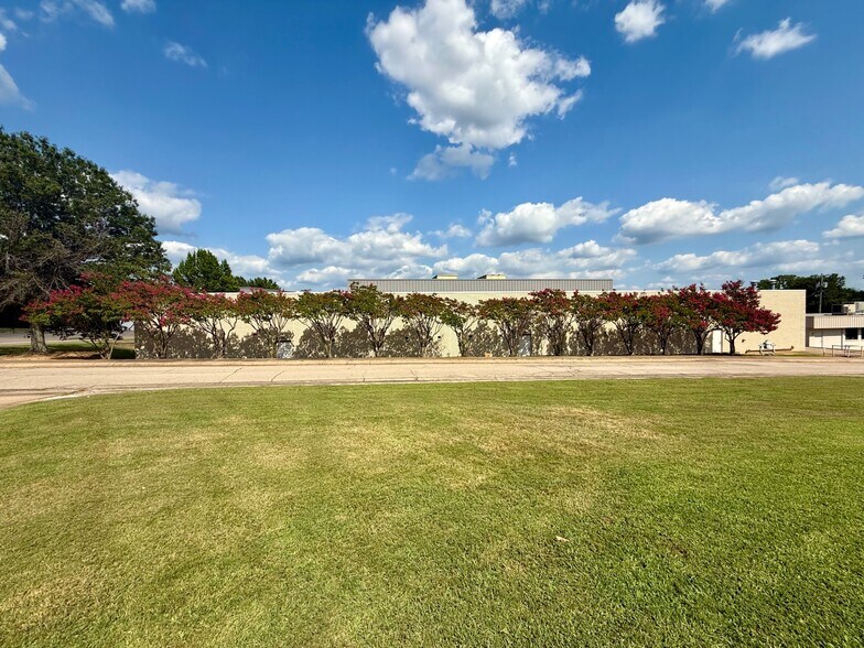 More Photos Of , Paris Office For Sale