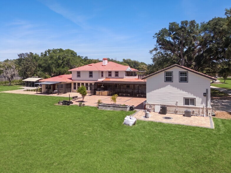 More Photos Of 1498 Markham Woods Rd, Longwood Flex For Sale