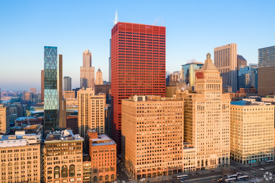 More Photos Of 333 S Wabash Ave, Chicago Office For Lease