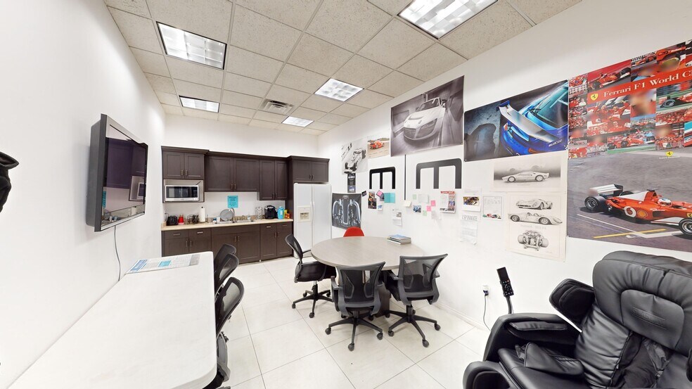 More Photos Of 808 S Main St, Salt Lake City Auto Dealership For Lease