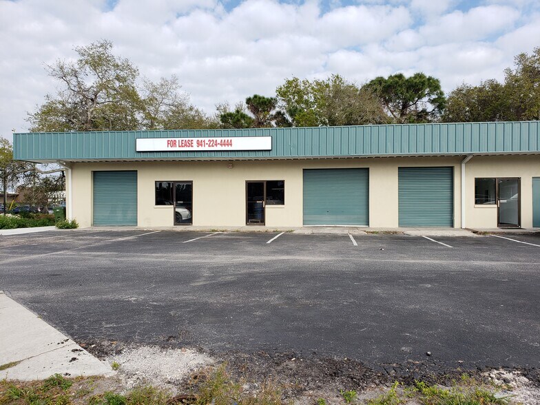 Primary Photo Of 1900 N Washington Blvd, Sarasota Flex For Sale