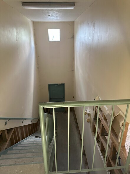 More Photos Of 120 Roper Mountain Rd Ext, Greenville Rehabilitation Center For Lease