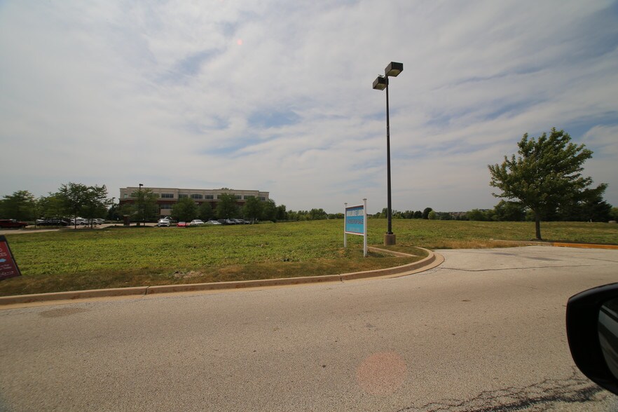 More Photos Of 21636 W Field Pkwy, Deer Park Land For Sale