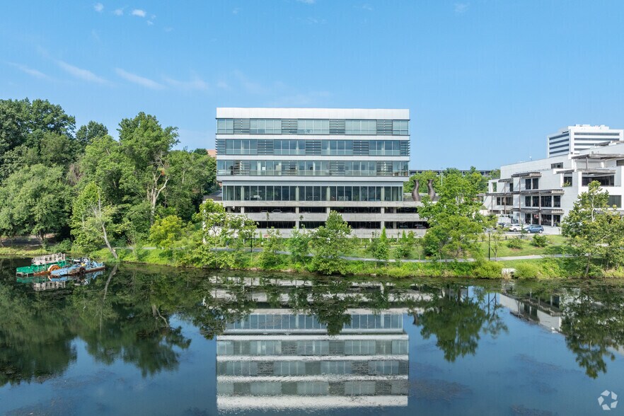 More Photos Of 10285 Little Patuxent Pky, Columbia Medical For Lease