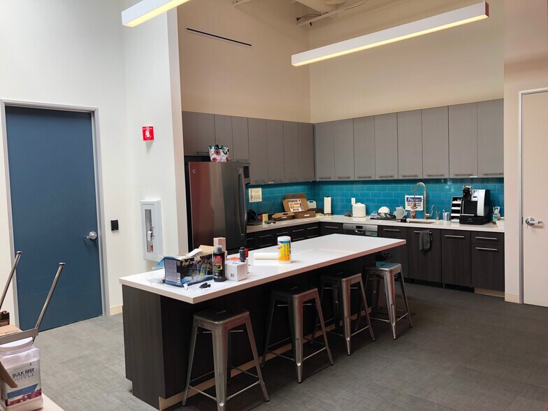 More Photos Of 1466 Seareel Pl, San Jose Service For Sale