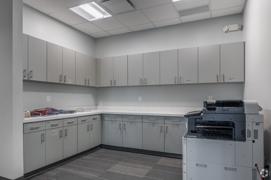 More Photos Of 200 Business Center Dr, Pittsburgh Research And Development For Sale